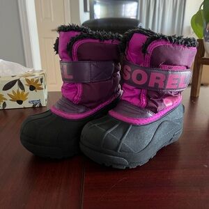 Sorel Youth Fuchsia and Black Snow Boots